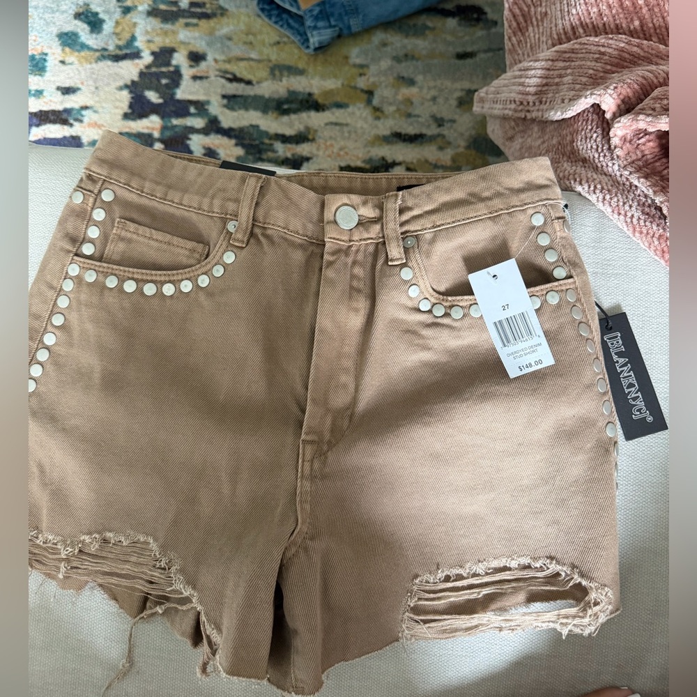 BLANKNYC stud shorts NWT size 27